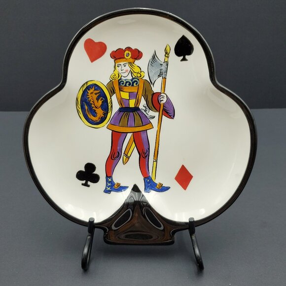 Tabletops Gallery King of Hearts Snack Plates Poker Playing Cards Serving Plates - Picture 4 of 7